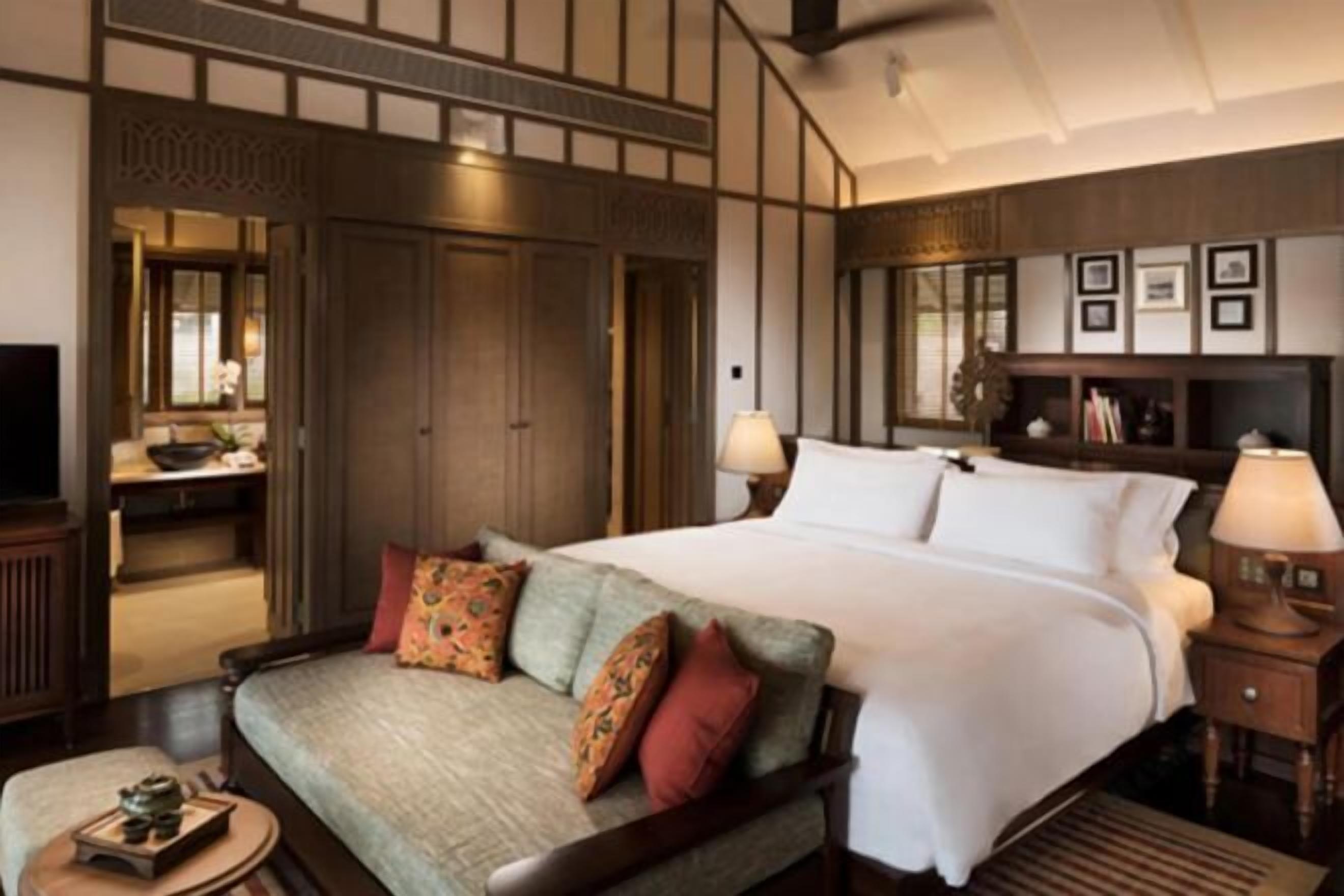 Hypo-allergenic bedding, down duvets, minibar, in-room safe
