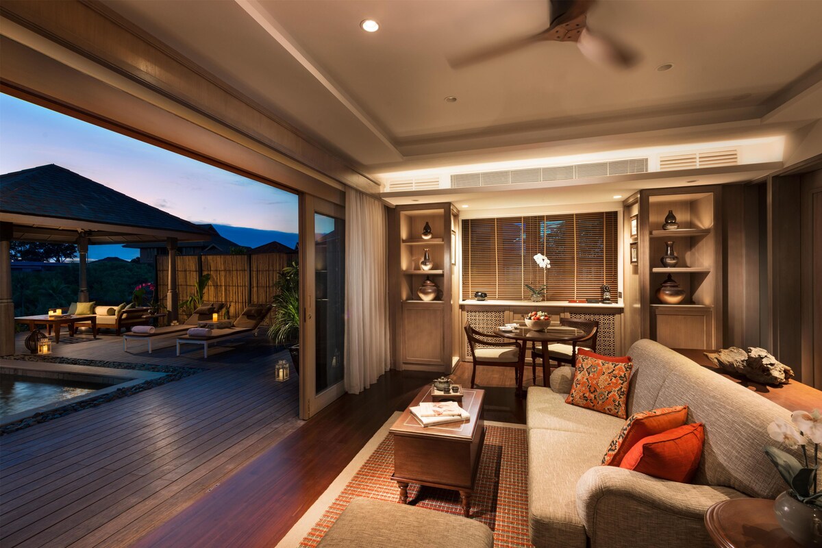 One Bedroom Lagoon Pool Villa | Exterior