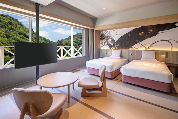 Premium Japanese-Western Room with Kinsen Free-Flow Hot Spring (Corner View), Non smoking