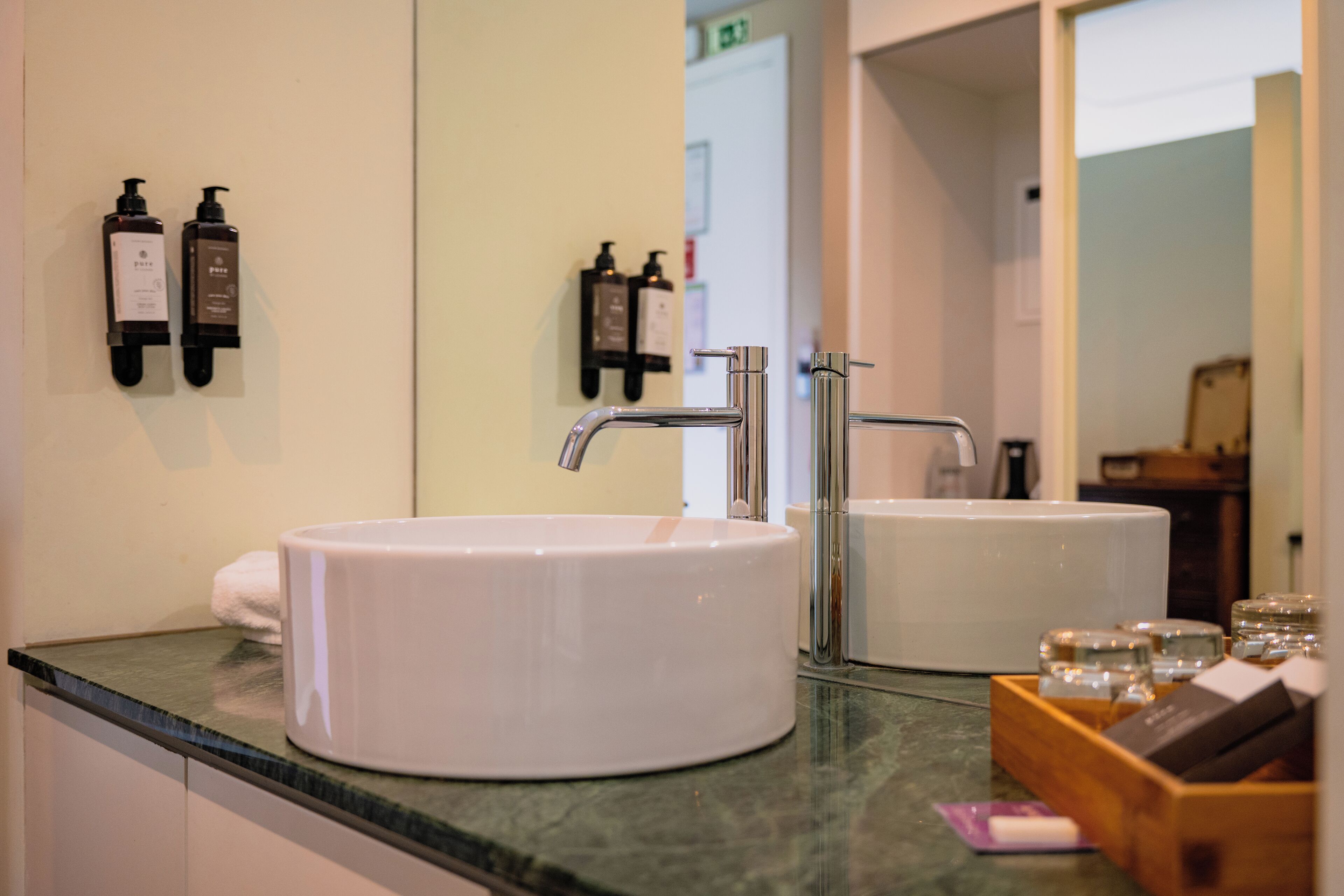 superior double room, balcony | bathroom | shower, hair dryer, towels, soap