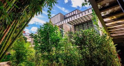 Jardim da Batalha by Shiadu