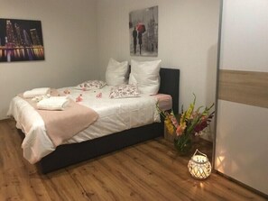 Studio, Terrasse | Kostenloses WLAN, Bettwäsche