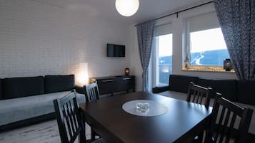 Studio (A 18) | 1 slaapkamer, een strijkplank/strijkijzer, beddengoed