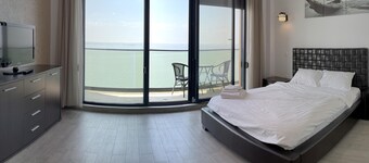 Apart holiday Sophia Mamaia