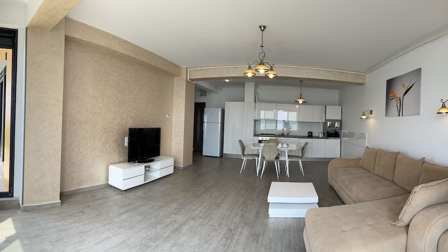 Apart holiday Sophia Mamaia