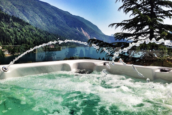 Idromassaggio all'aperto