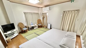 Standard Family Room - Petit Hotel 017 (Tokushima)