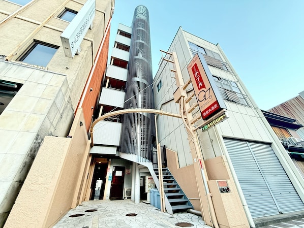 Exterior - Petit Hotel 017 (Tokushima)