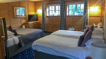 ห้องแฟมิลี่ | 1 ห้องนอน, เตารีด/โต๊ะรีดผ้า, Wi-Fi ฟรี, ผ้าปูที่นอน