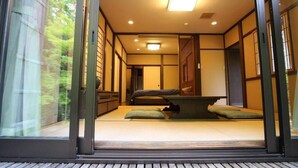 Casa (Japanese Style) | Servicio de la habitación