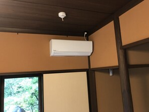 Casa (Japanese Style) | 1 quarto, Wi-Fi de cortesia, roupa de cama