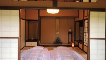 Japanese Style Private Vacation Home | Room amenity