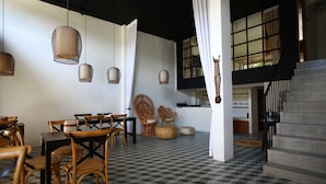 Breakfast area - Zero Chiangmai (Chiang Mai)