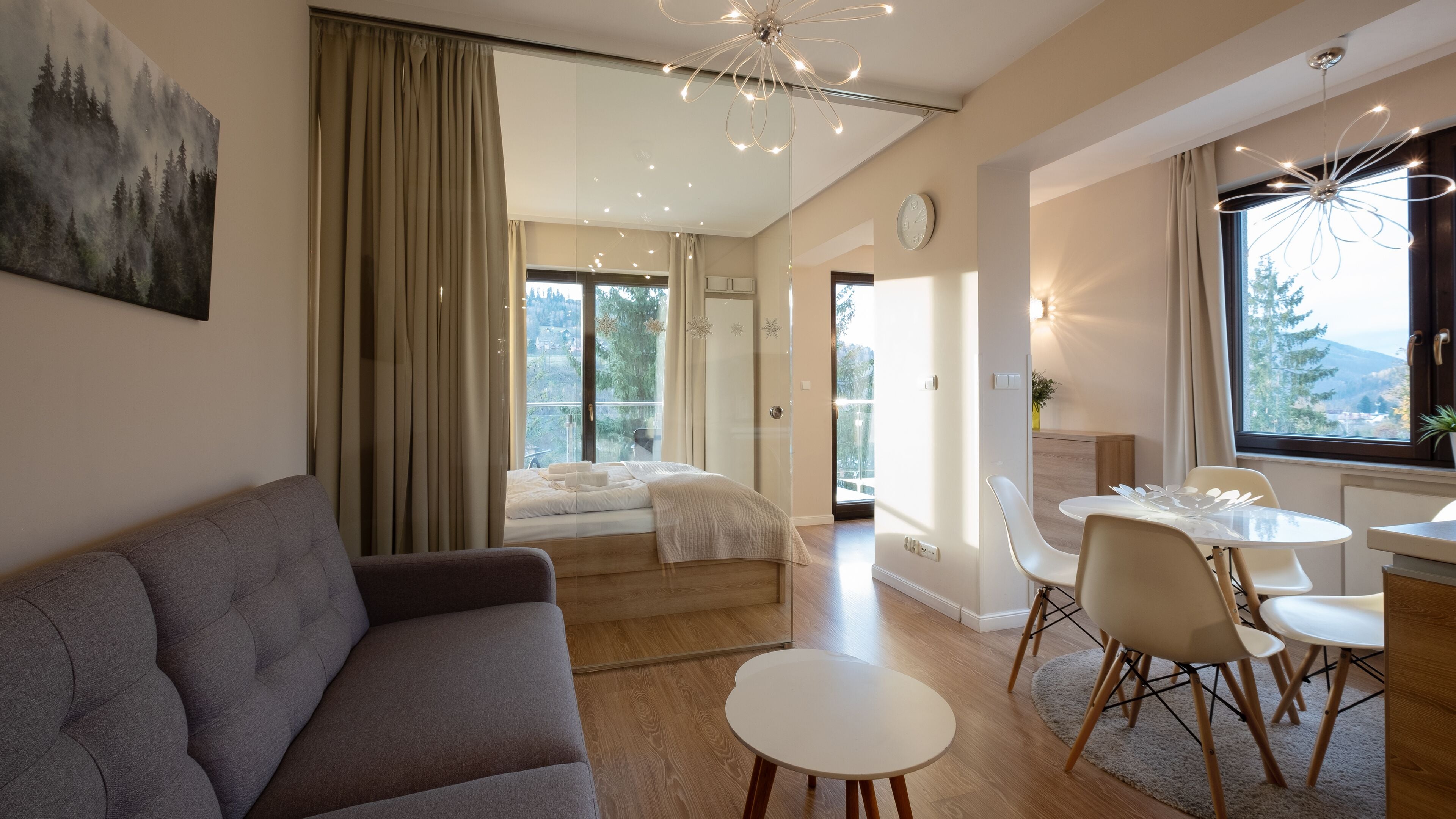 Apartment (302) | Laptop workspace, iron/ironing board, bed sheets