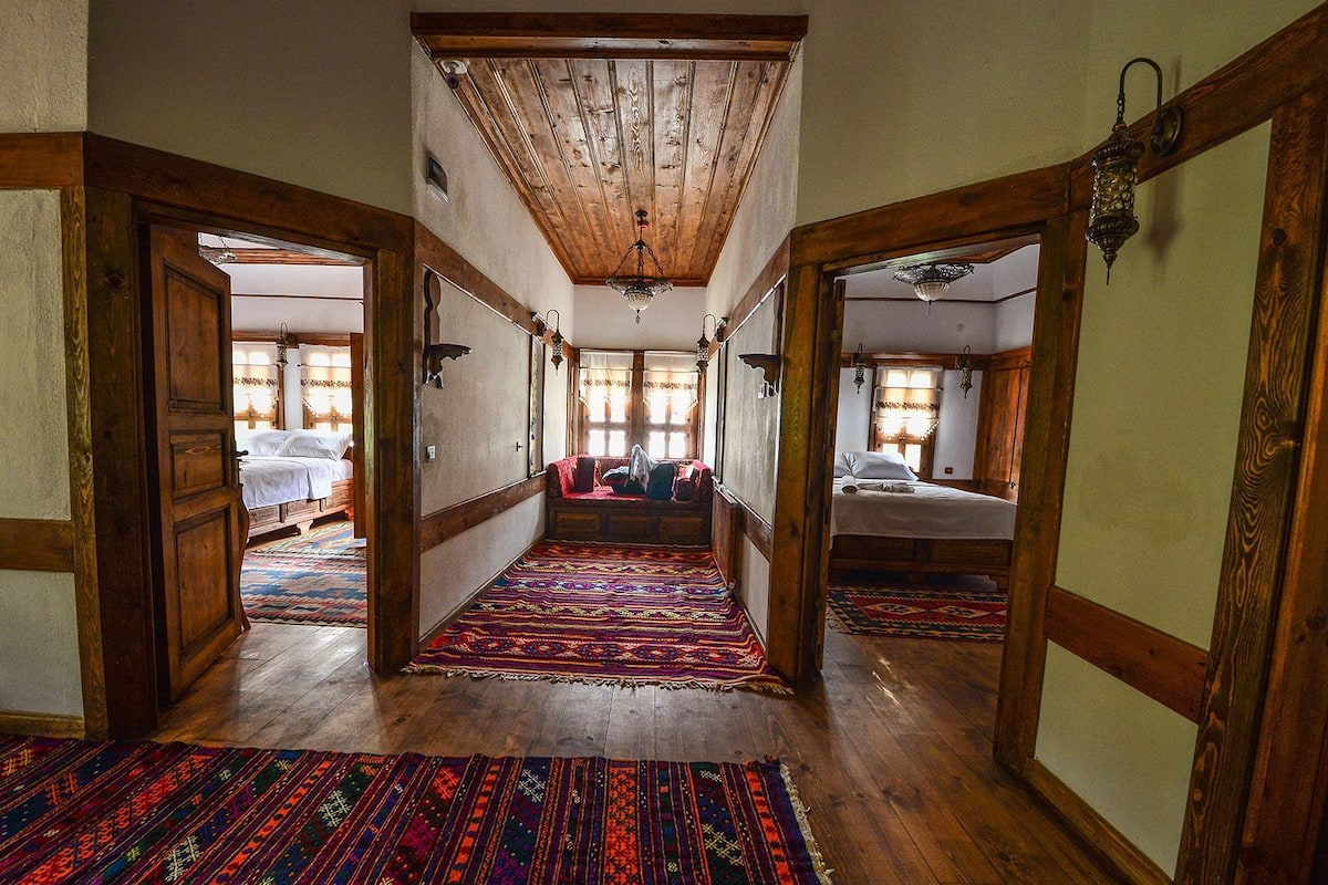 Suite de lujo | 1 habitación, wifi gratis y ropa de cama