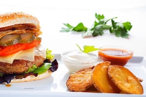 Food and drink - Restaurant & Pension Wirtamberg (Jena)