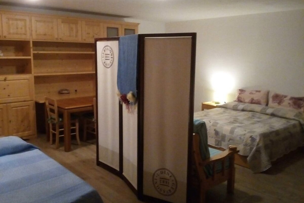 Studio | Geluiddichte muren, gratis babybedden, gratis wifi, beddengoed