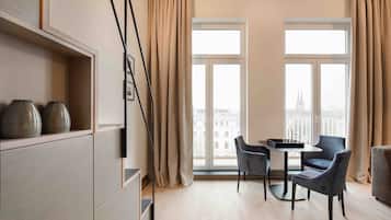 Comfort Studio, Balcony | Living area | 40-inch flat-screen TV with satellite channels, TV
