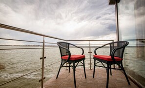 Superior Apartment | Terrace/patio