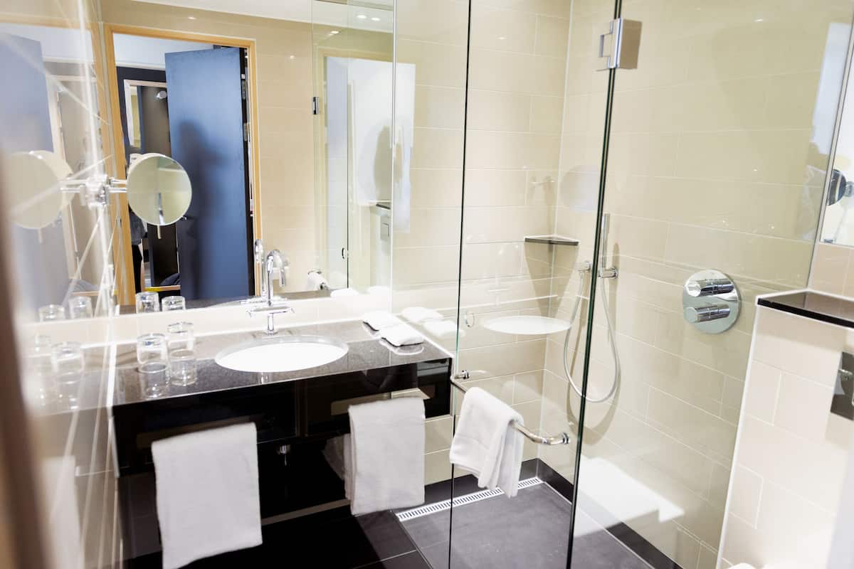 shower, rainfall showerhead, eco-friendly toiletries, hair dryer