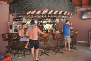 Bar (on property) - Club Ekinci Palace (Marmaris)