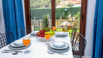 Bahce 1 | In-room dining