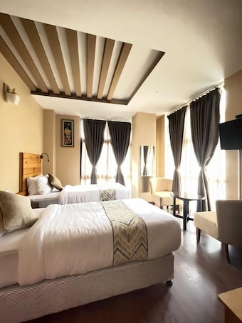 Quarto casal ou duplo luxo | Roupas de cama de algodão egípcio, roupas de cama premium. Nirvana Inn