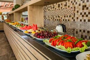 Desayuno buffet incluido todos los días 