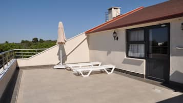 Suite Familiale, 2 chambres, terrasse | Terrasse/Patio