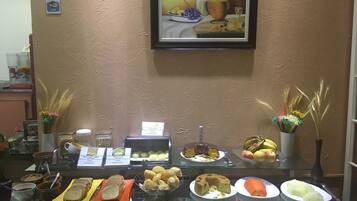 Free daily buffet breakfast