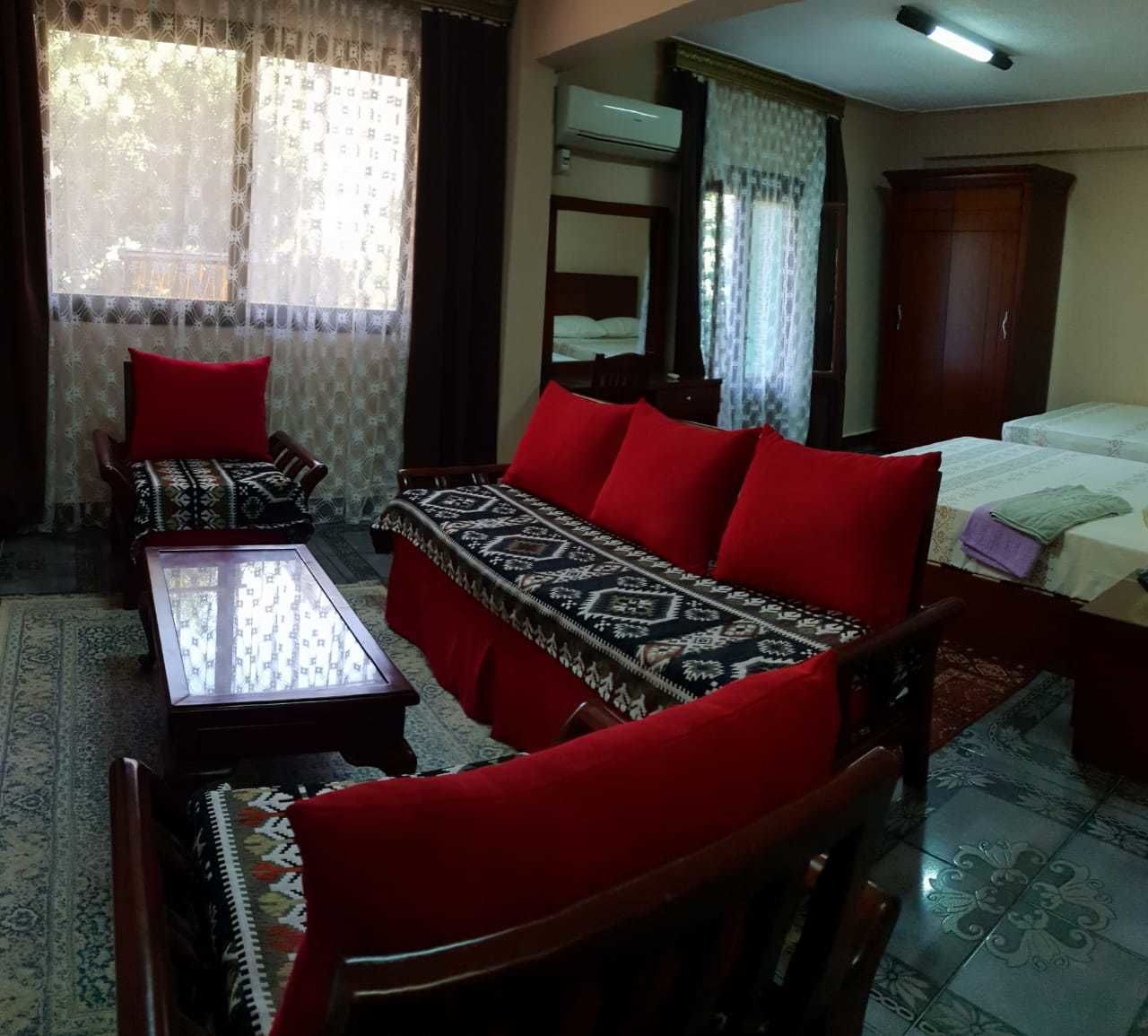 Deluxe Studio Suite, Private Bathroom | Individually decorated, individually furnished, desk, free WiFi