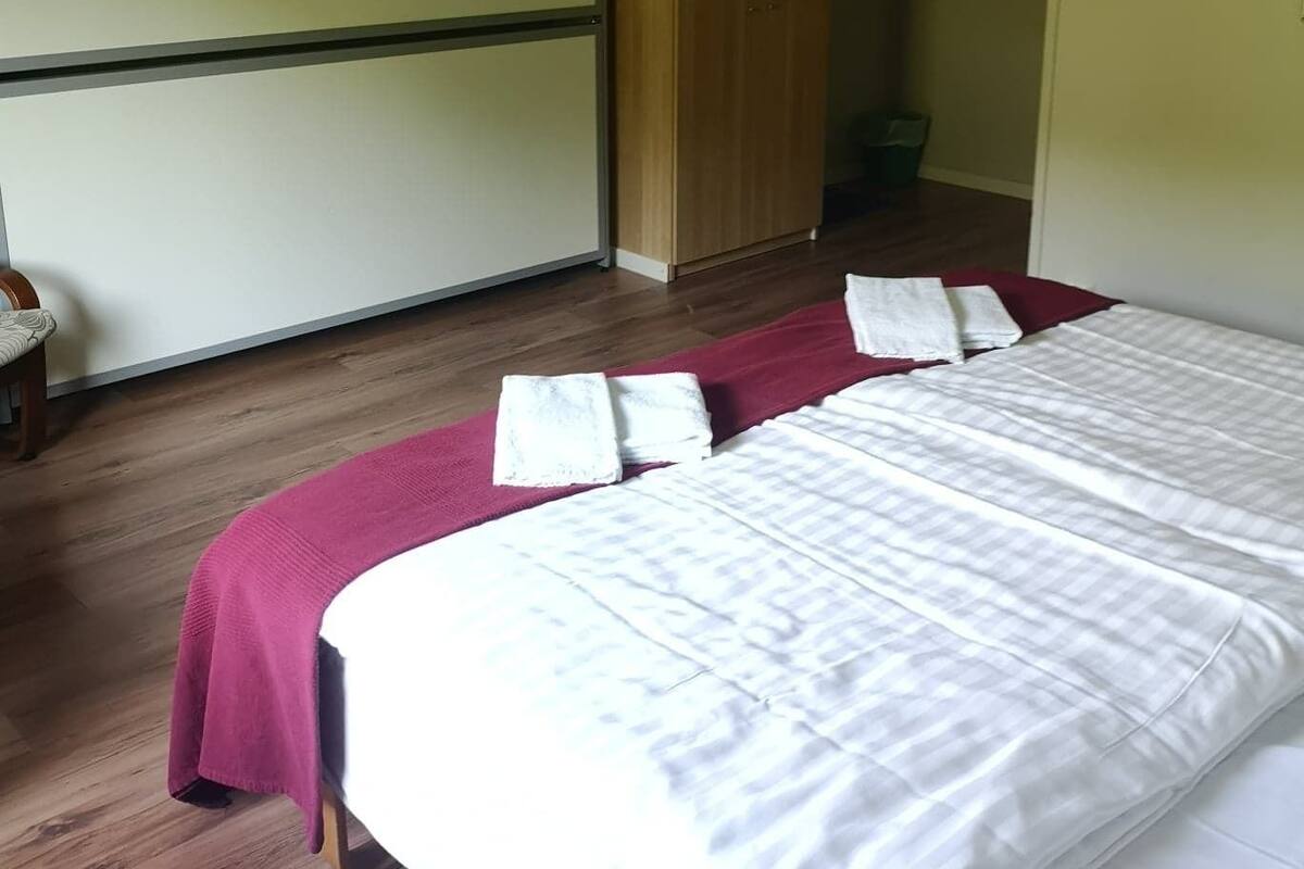 Habitación familiar | Wifi gratis y ropa de cama