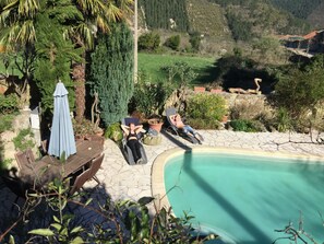 Außenpool (je nach Saison geöffnet)