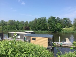 Exterior - Hausboot Resort Nordseeküste (Wilhelmshaven)