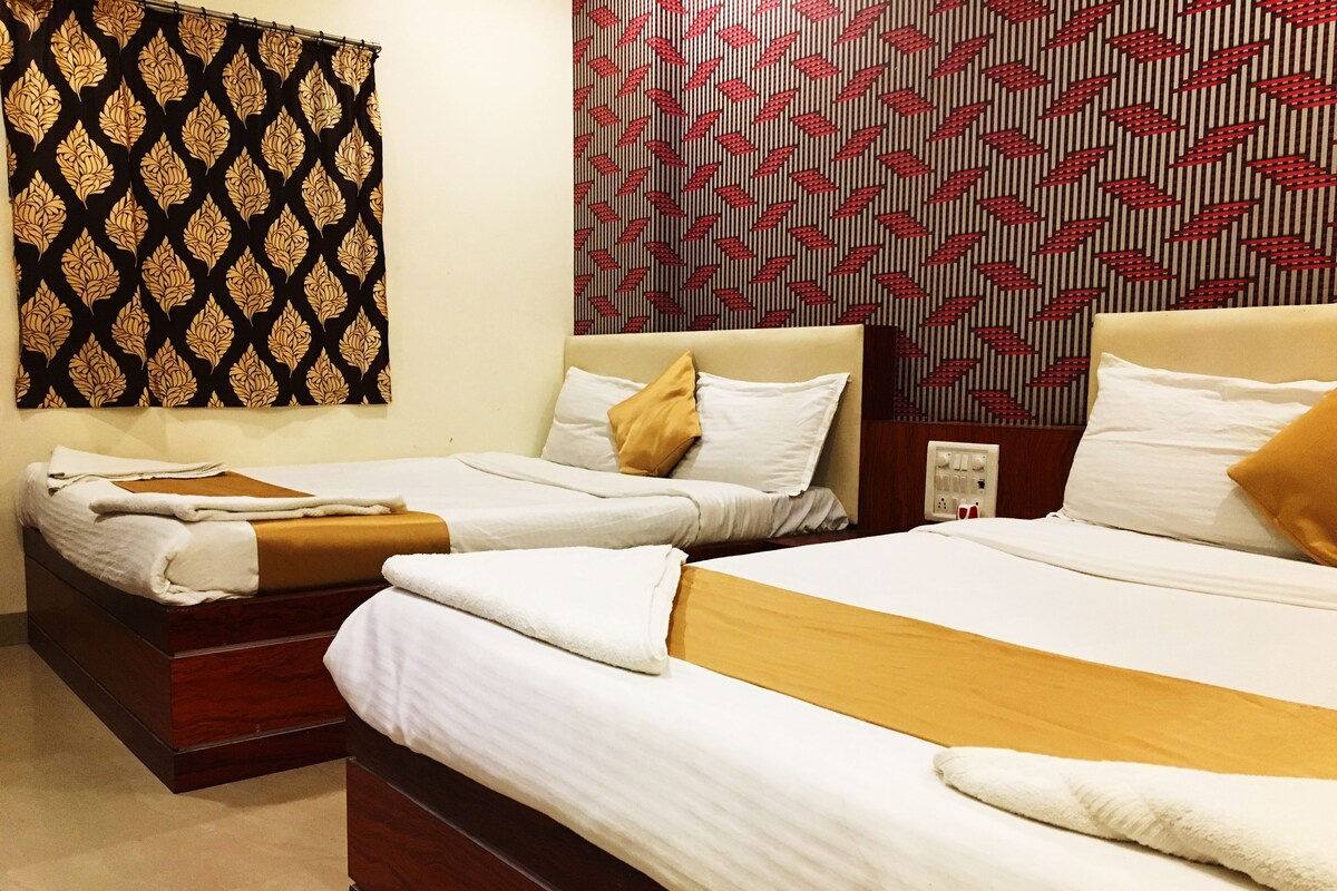 Deluxe Quadruple Room