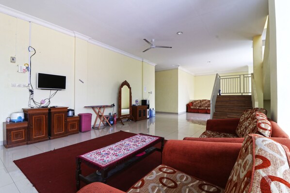 Lobby - Surya Homestay (Pekanbaru)