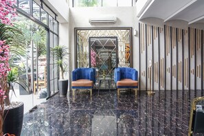 Lobby - Hotel Sanrina Makassar (Makassar)