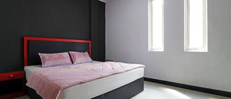 Deluxe Room | Free WiFi, bed sheets