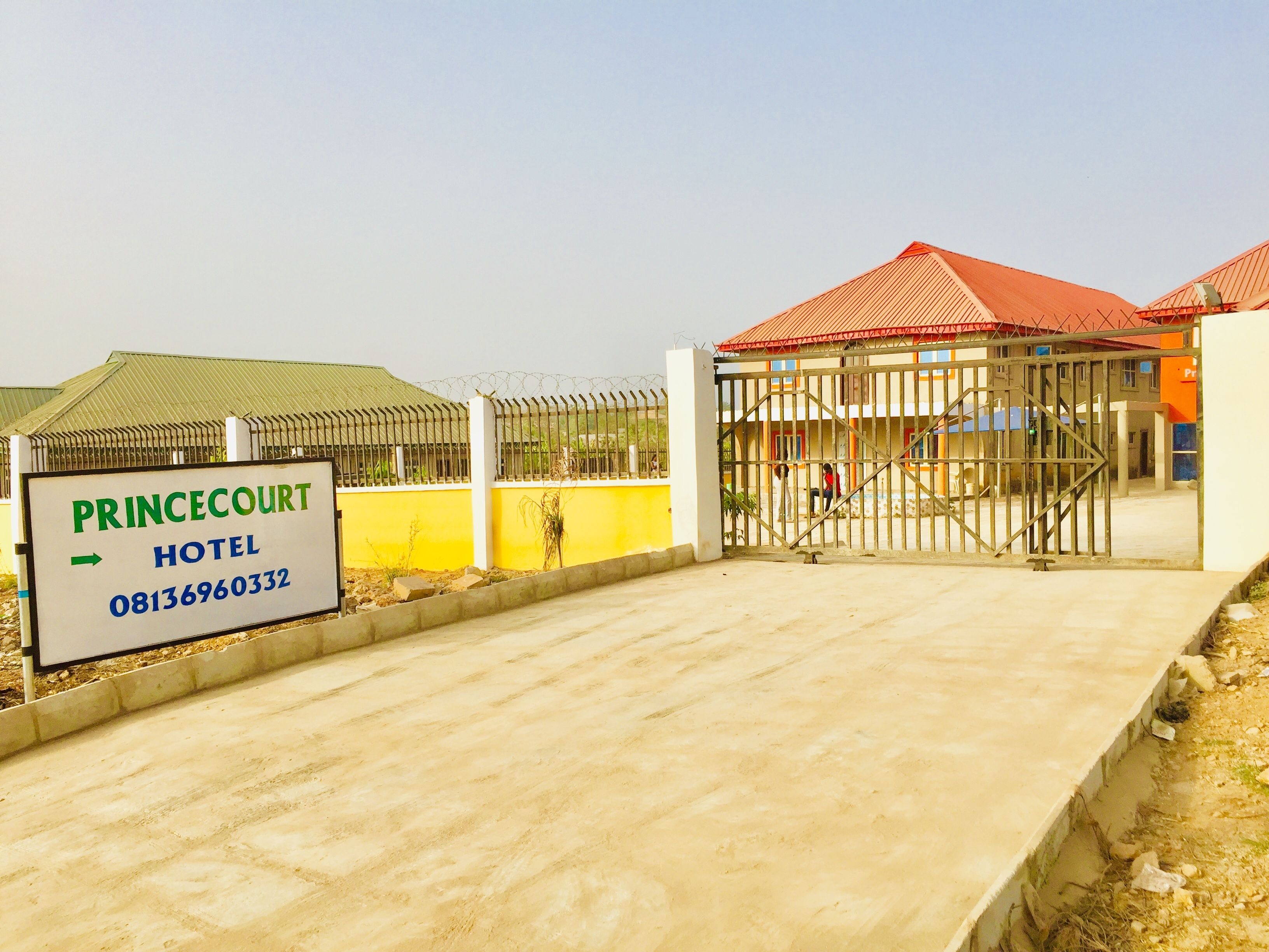 숙박 시설 입구