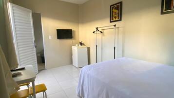 1 quarto, frigobar, Wi-Fi de cortesia, roupa de cama