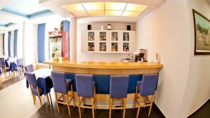 Restaurant - Regina Jelena (Budva)
