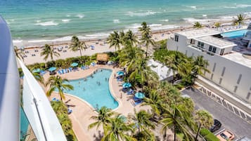 Premium Condo | Balcony view