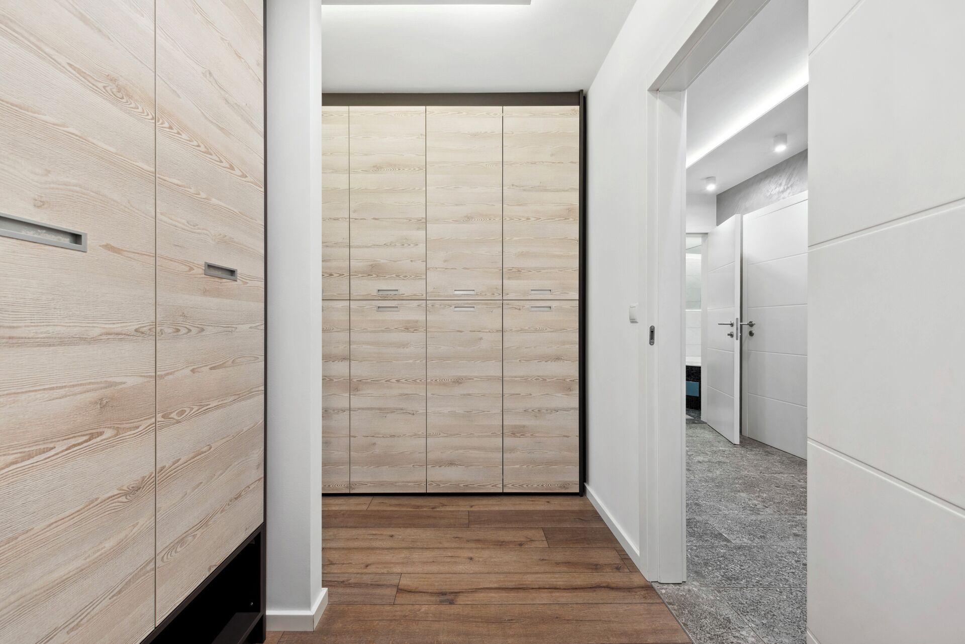 Deluxe-Apartment, Whirlpool | Allergikerbettwaren, Verdunkelungsvorhänge, schallisolierte Zimmer