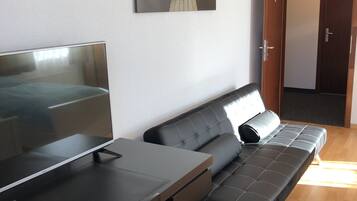 Desk, cots/infant beds, rollaway beds, free WiFi