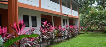 Wood Side Tour Inn