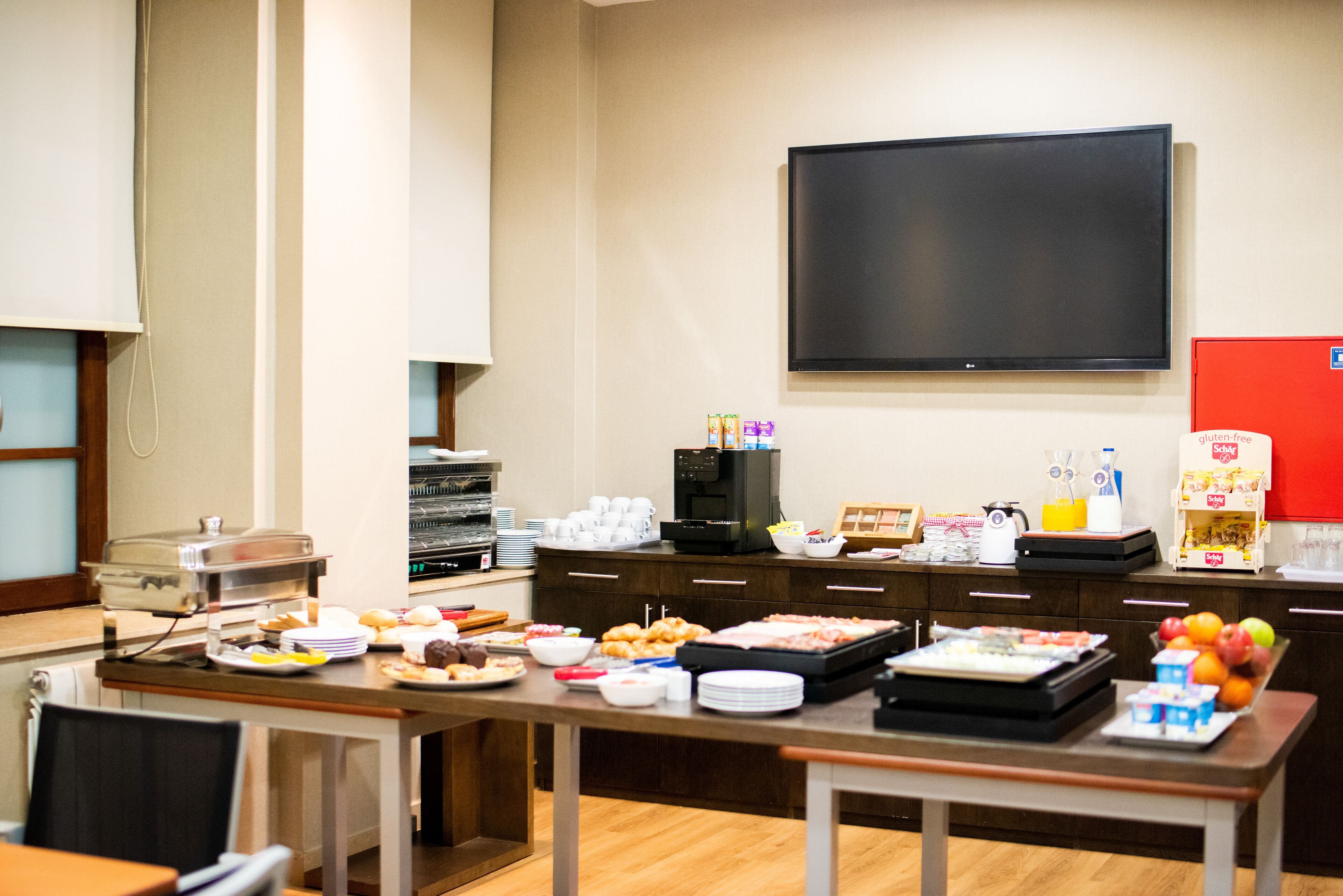 daily buffet breakfast (eur 12 per person)