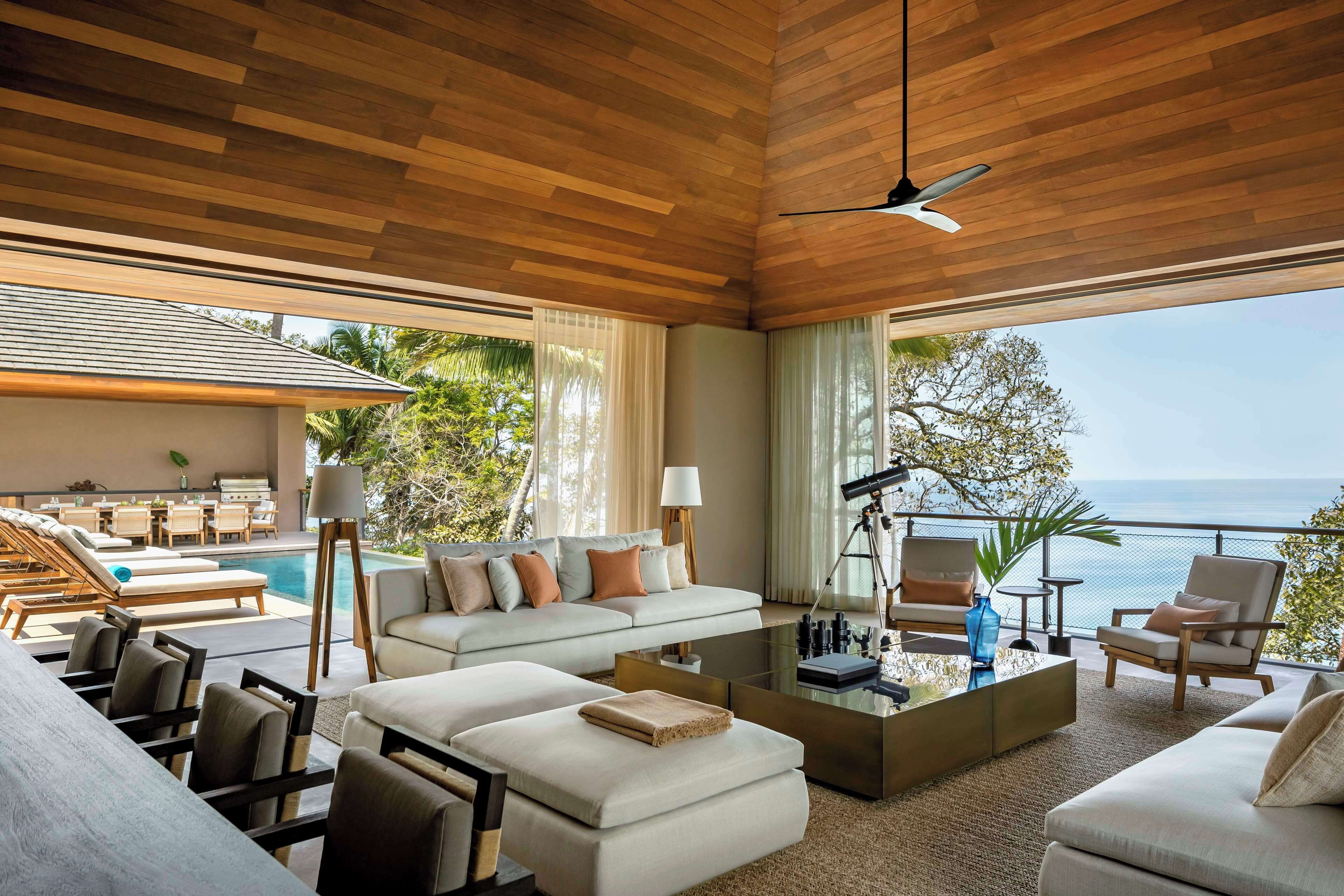 4 Bedroom Private Home 13 | Room amenity