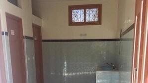 Bathroom - Camping La Vallee de Tarsouate (Tarsouat)