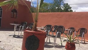 Terrace/patio - Camping La Vallee de Tarsouate (Tarsouat)