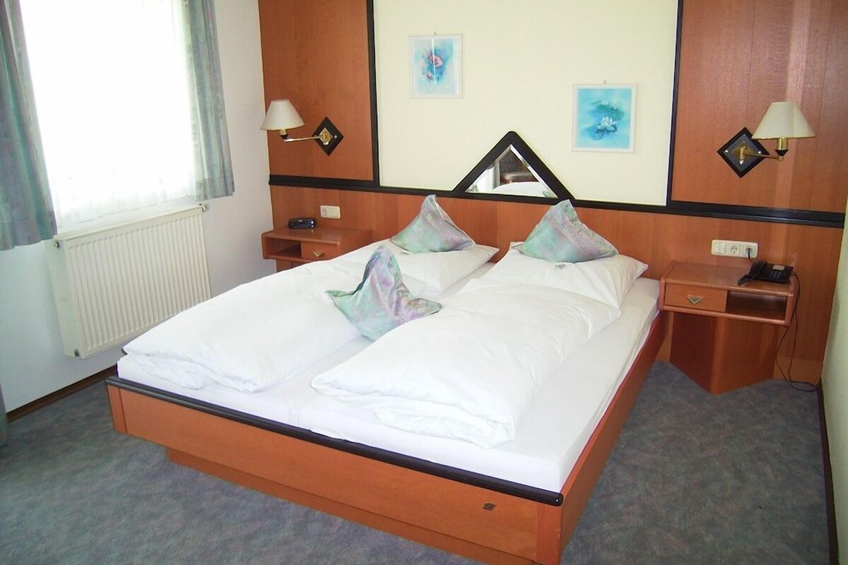 Wifi gratis y ropa de cama 